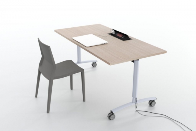 1-Archimede-Besprechungstisch-ibebi