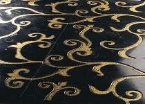 Part_arabesco_nero_marquina_oro_305x61-arezia-srl