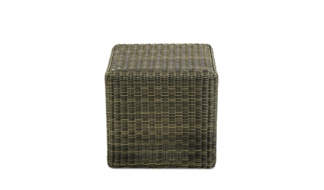 cube-rattan-sofa-sessel-puff-coutische-ethimo
