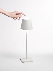 poldina-ailati-lights-akku-tischleuchte-touch-madeinitaly | poldina-ailati-lights-akku-tischleuchte-touch-madeinitaly (1)