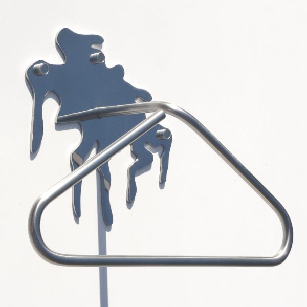 liquid-metal-wandmontierter-kleiderstaender-insilvis-madeinitaly | liquid-metal-wandmontierter-kleiderstaender-insilvis-madeinitaly (1)