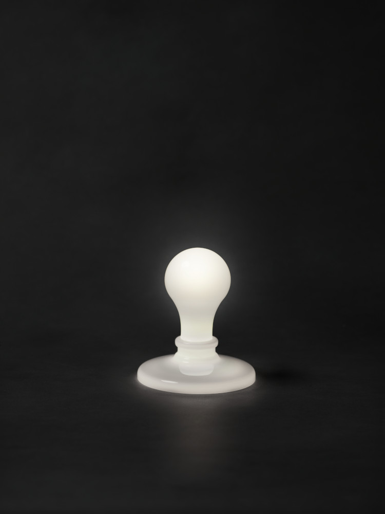 White-Light-und-Black-Light-von-James-Wines-für-Foscarini | White-Light-und-Black-Light-von-James-Wines-für-Foscarini-11