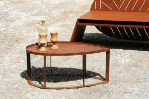 lila-corten-couchtisch-trackdesign