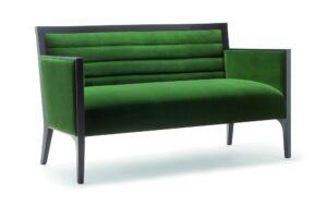 Tirolo GINEVRA Elegante Lounge Stoff Sofa sichtbare Holzgestell Zweisitzer Empfang Wartebereich 2-min