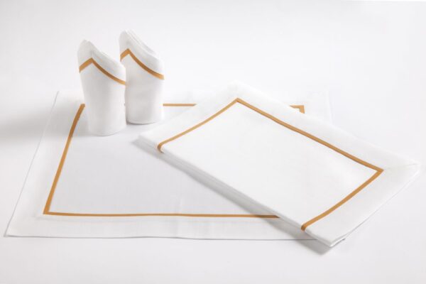 BELTRAMI Tischwäsche ECO Leder Tischset Leinen Abumwolle Stickerei Tischdecken1 (1) | BELTRAMI Tischwäsche ECO Leder Tischset Leinen Abumwolle Stickerei Tischdecken1 (1)