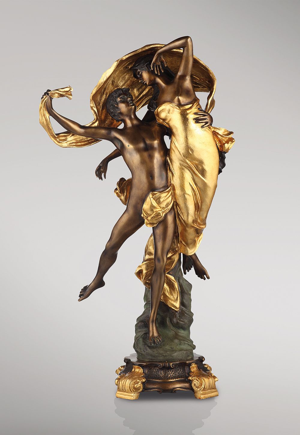 Reiter, Handwerkskunst, Reiterfigur aus Bronze, Bronzeobjekte | Fonderie_Artistiche_Ruocco_.LIEBE_IM_WIND_klassische_bronzefiguren_menschfiguren_bronze_und_blattgold_Kunsthandwerke