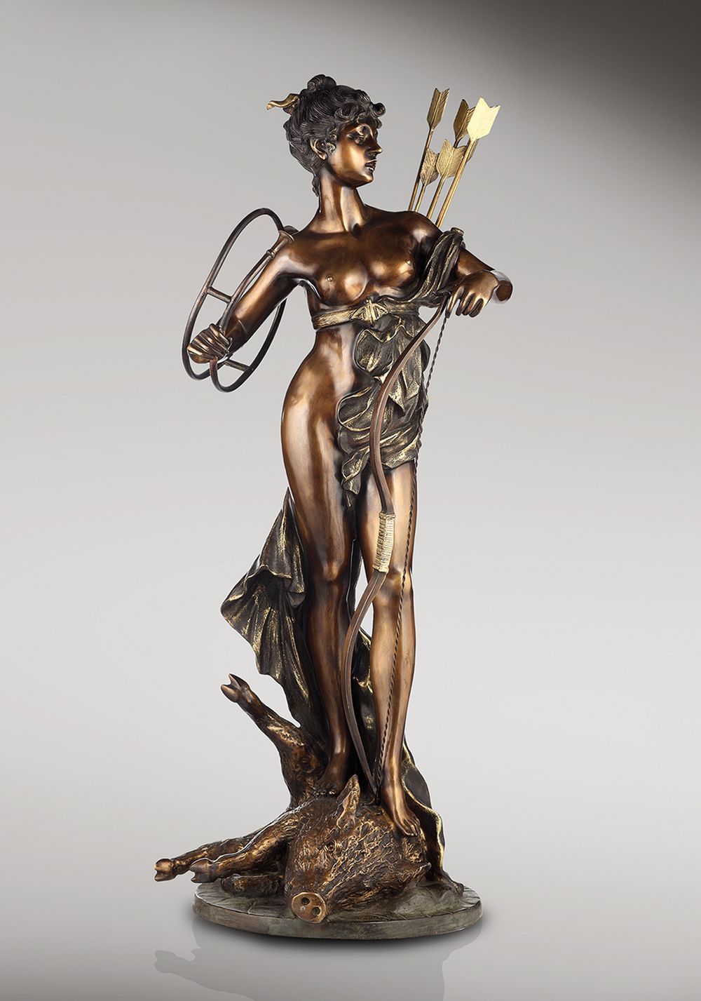 DIANA_DIE_JAeGERIN_klassische_bronzestatuen_menschfiguren_zweifarbige_bronzepatina_kunsthandwerke | Fonderie_Artistiche_Ruocco_DIANA_DIE_JÄGERIN_klassische_bronzestatuen_menschfiguren_zweifarbige_bronzepatina_kunsthandwerke