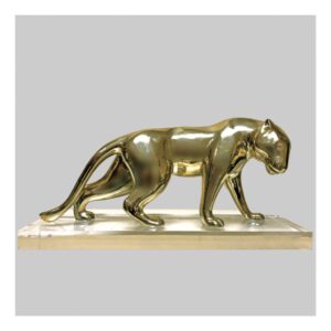 GOLDENER_PANTHER_zeitgeoessisch_messingfiguren_tierfiguren_gebuertetem_messing_mit_plexiglassockel_Kunsthandwerke