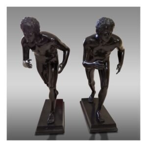 PAAR_ATHLETEN_AUS_HERCULANEUM_PAPYRUS_VILLA_klassische_bronzestatuen_menschfigurern_schwarze_florentinische_patina_kunsthandwerke