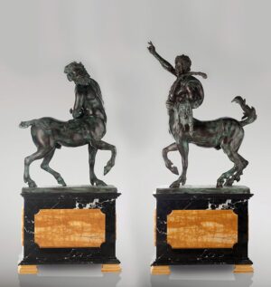 ZENTAURER-PAAR_klassische_bronzestatuen_menschfigurern_florentinische_gruene_patina_kunsthandwerke